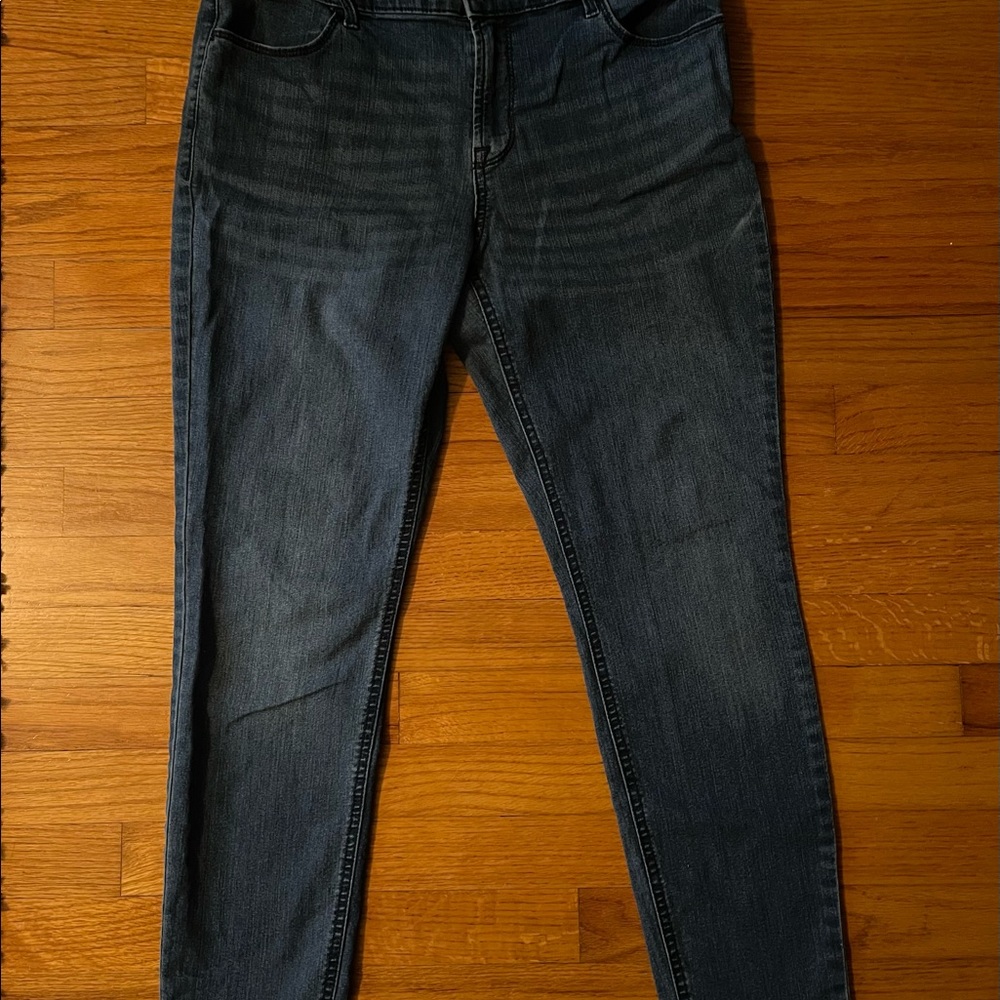 Skinny jeans